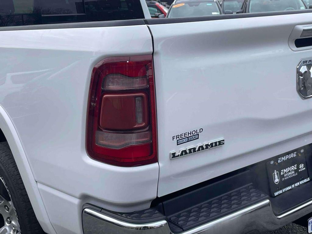 2020 RAM 1500 Laramie Crew Cab 4x4 64' Box
