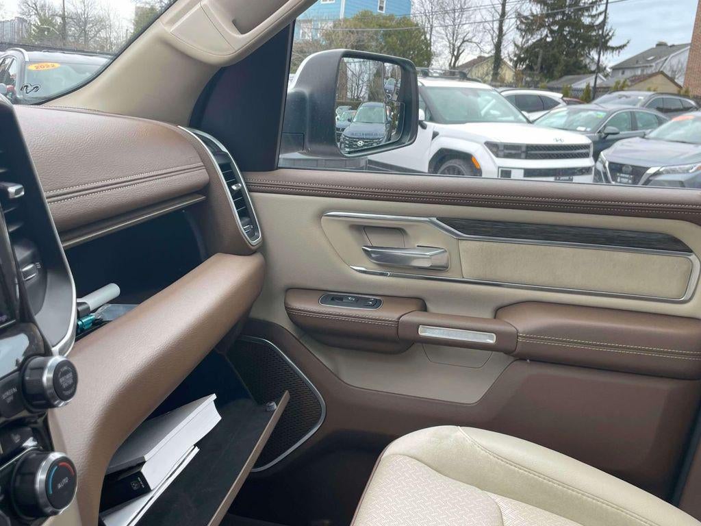 2020 RAM 1500 Laramie Crew Cab 4x4 64' Box