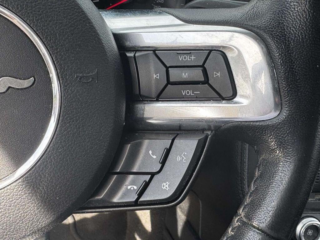 2017 Ford Mustang V6