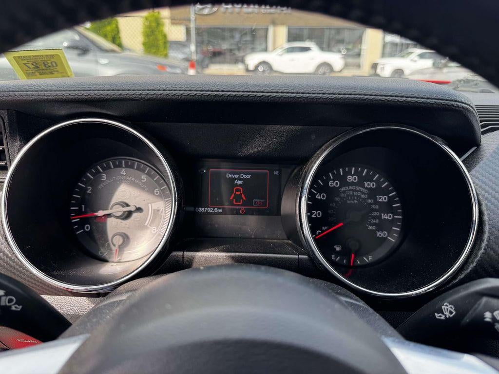 2017 Ford Mustang V6