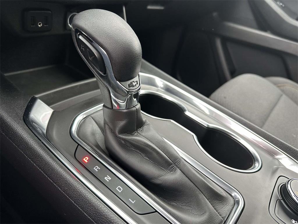 2021 Chevrolet Traverse AWD LT Cloth