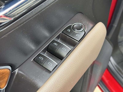 2023 GMC Canyon 4WD Crew Cab Short Box Denali