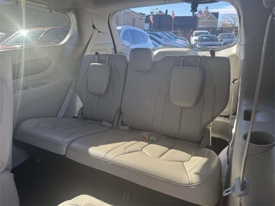 2019 Chrysler Pacifica Hybrid Touring L