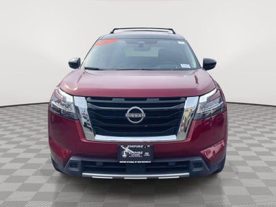 2023 Nissan Pathfinder Platinum 4WD