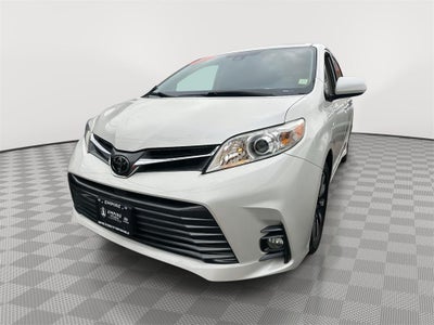 2019 Toyota Sienna XLE 7 Passenger