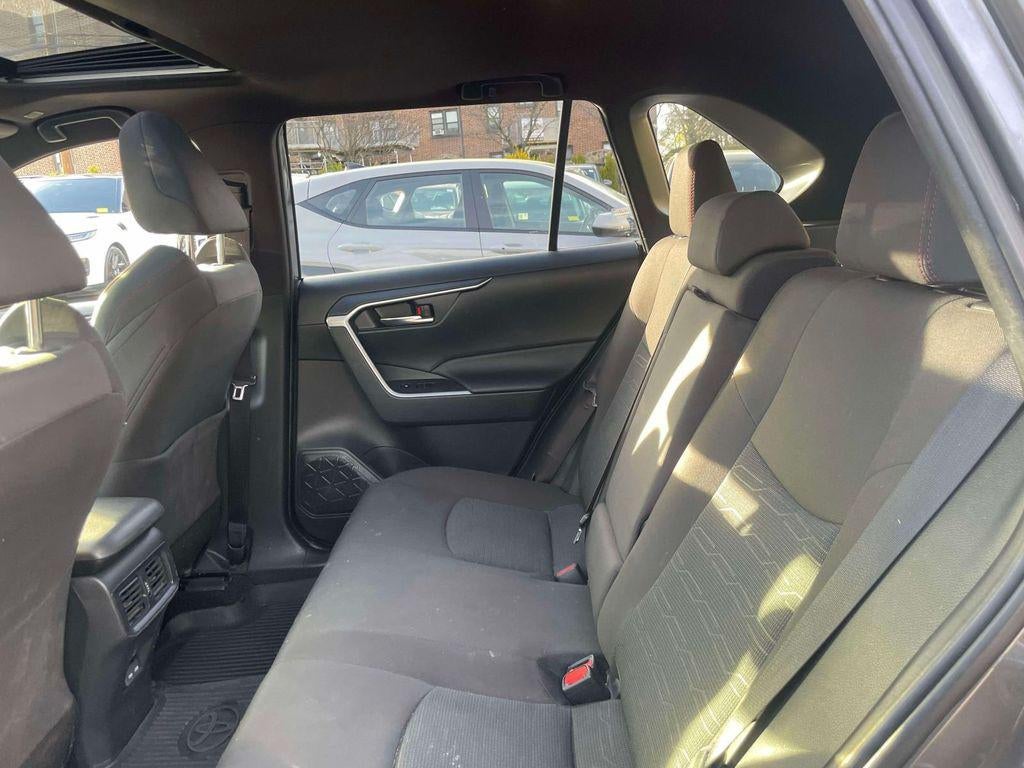 2024 Toyota RAV4 Prime SE