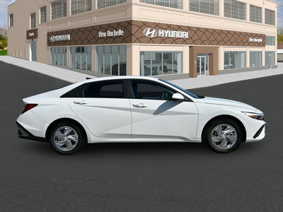 2024 Hyundai Elantra SE