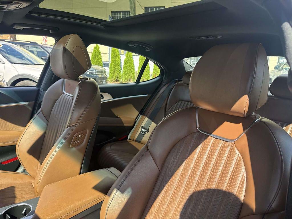 2020 Genesis G70 2.0T AWD