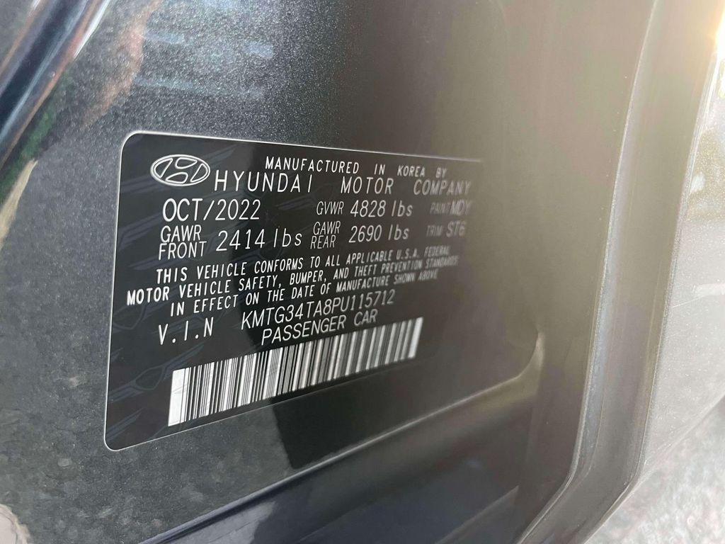 2023 Genesis G70 2.0T AWD