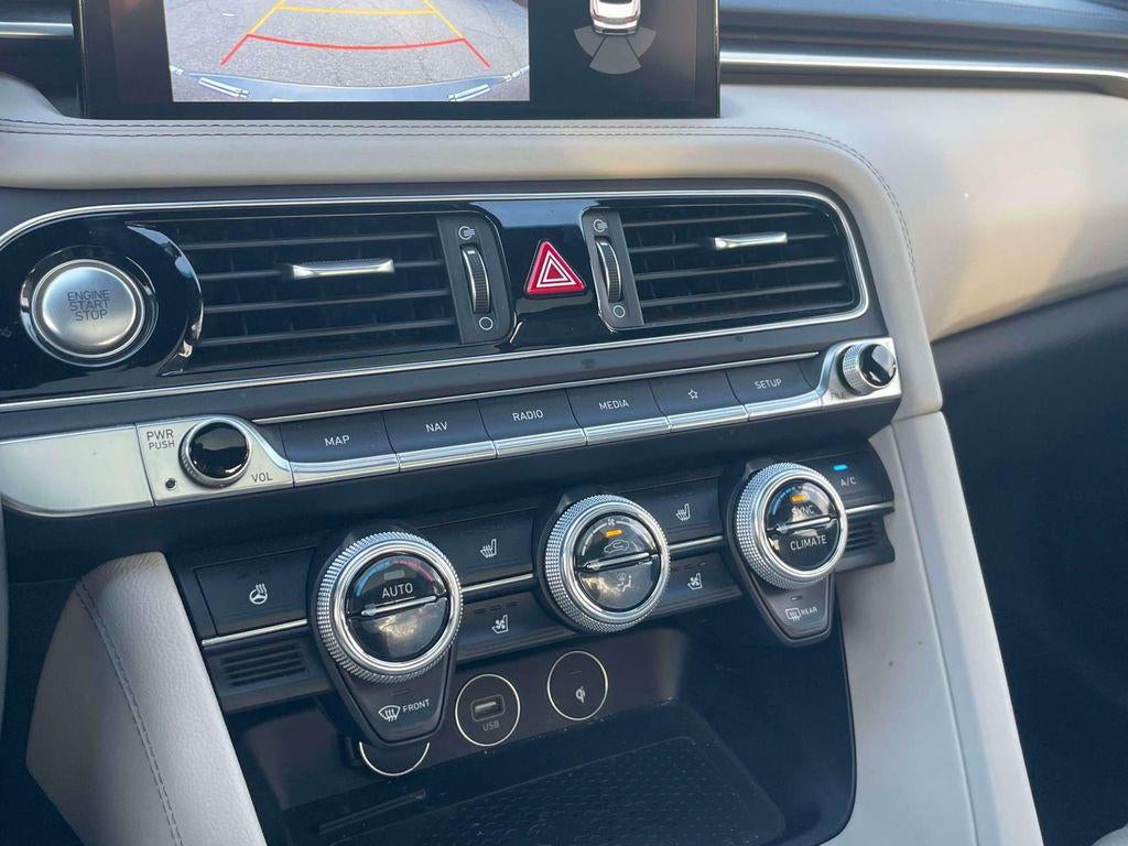 2023 Genesis G70 2.0T AWD