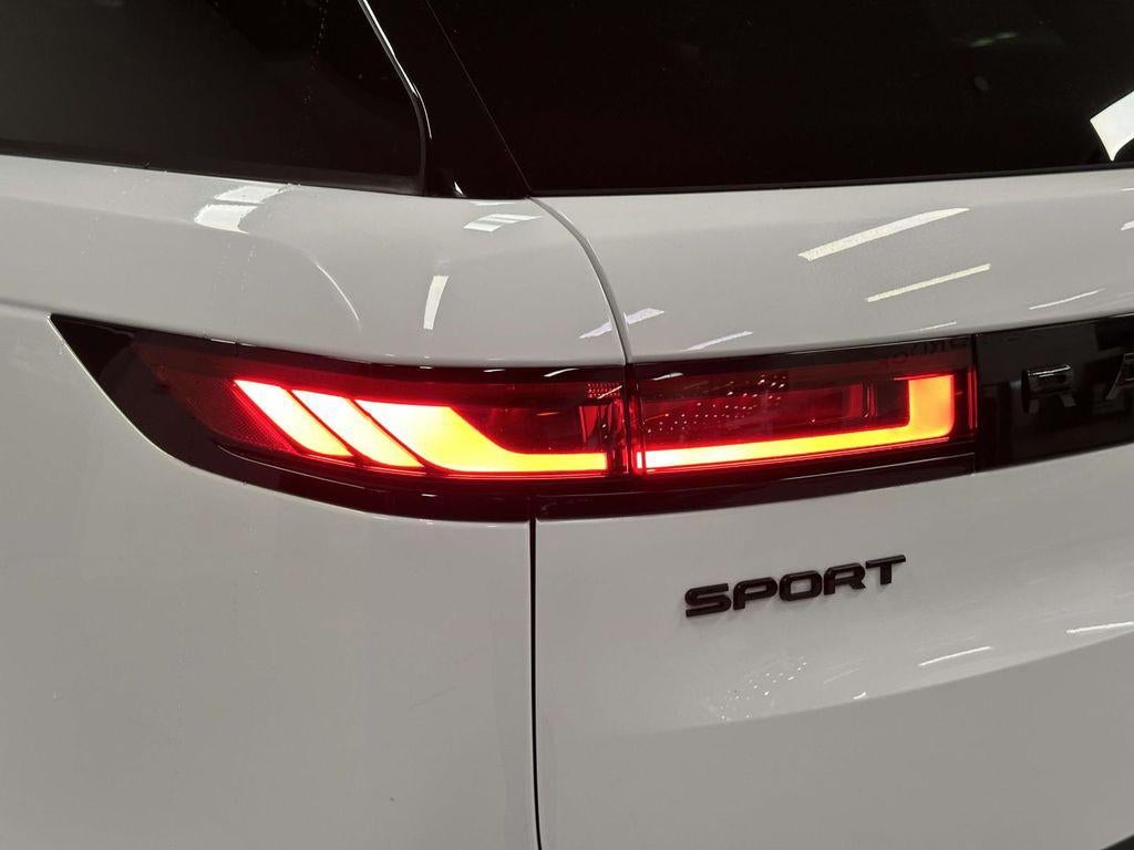 2024 Land Rover Range Rover Sport SE