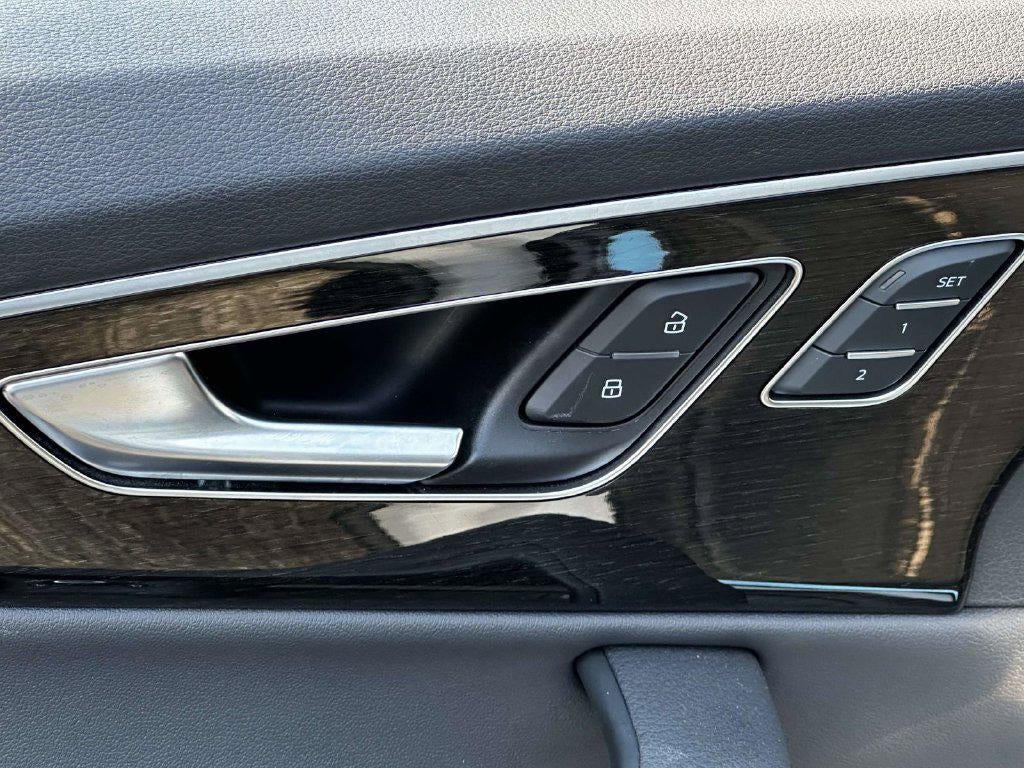 2023 Audi Q7 Premium 55 TFSI quattro Tiptronic