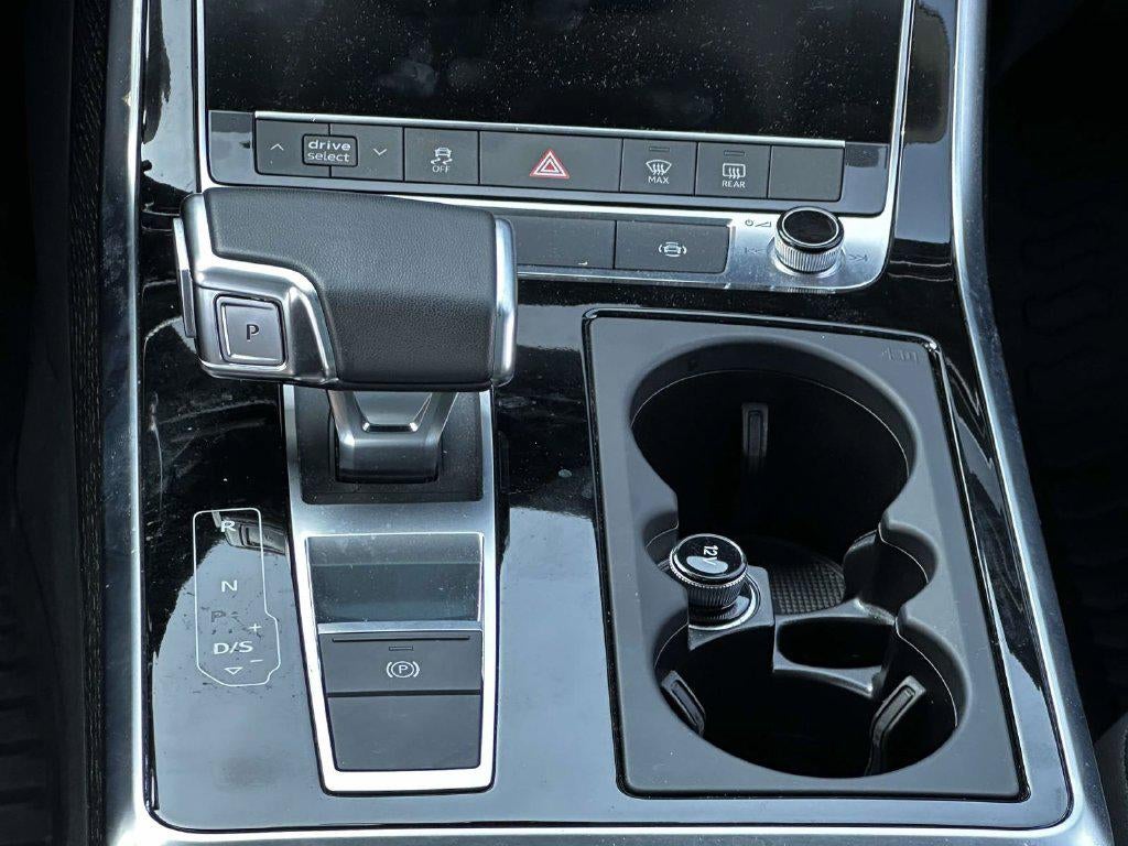 2023 Audi Q7 Premium 55 TFSI quattro Tiptronic