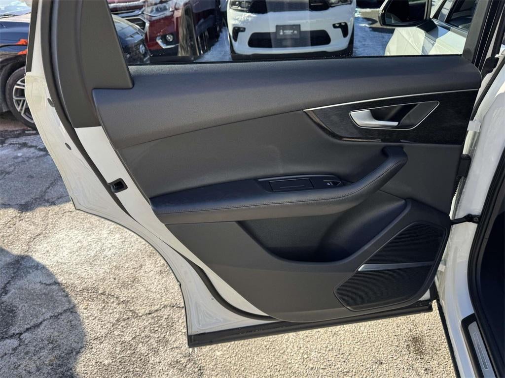 2023 Audi Q7 Premium Plus 55 TFSI quattro Tiptronic