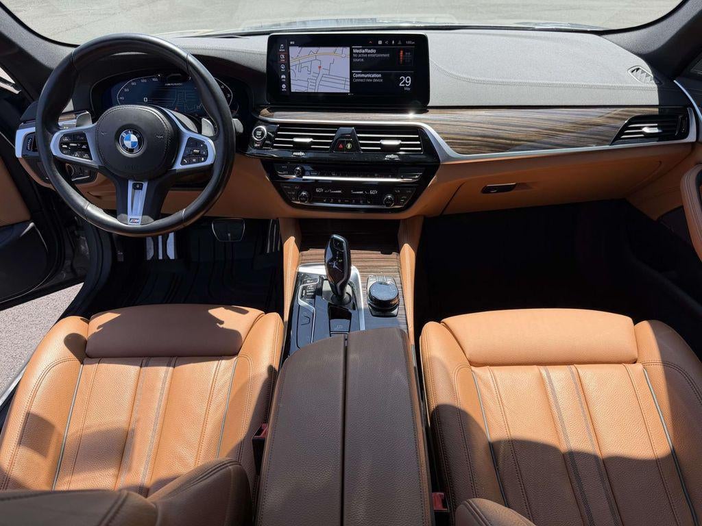 2023 BMW M550 i xDrive