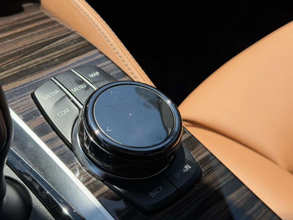 2023 BMW M550 i xDrive