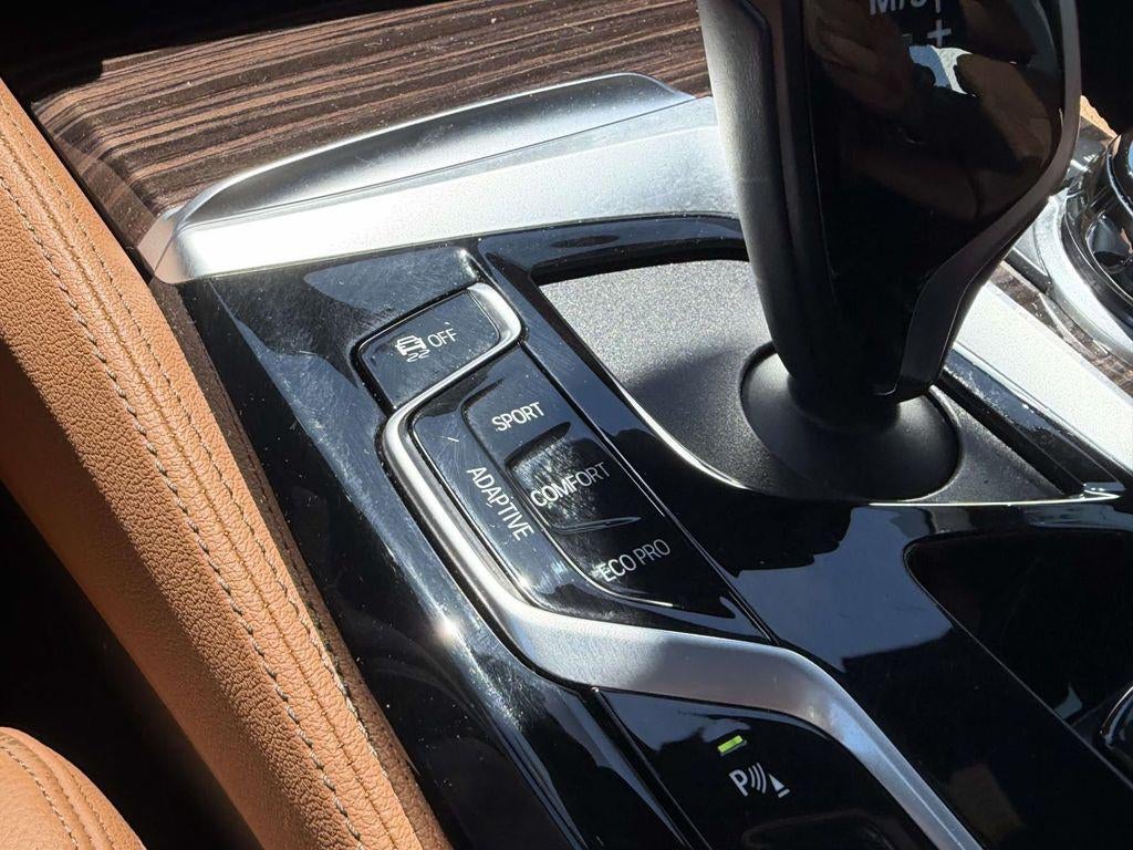 2023 BMW M550 i xDrive