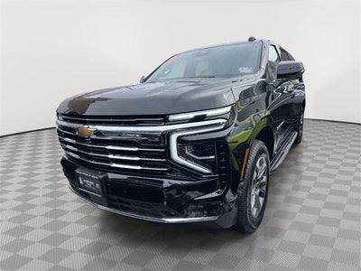 2025 Chevrolet Suburban LT