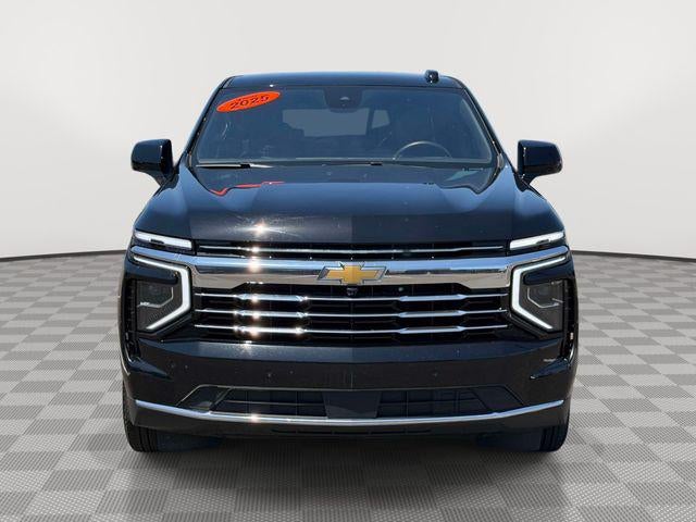2025 Chevrolet Suburban LT