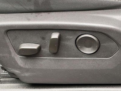 2025 Chevrolet Suburban 4WD LT