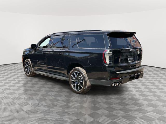 2025 Chevrolet Suburban RST