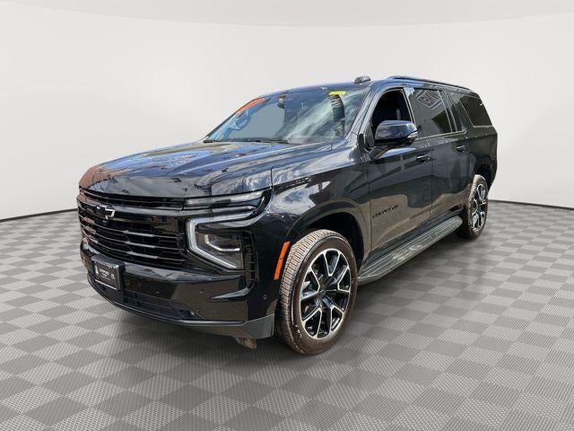 2025 Chevrolet Suburban RST