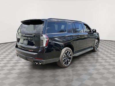 2025 Chevrolet Suburban RST