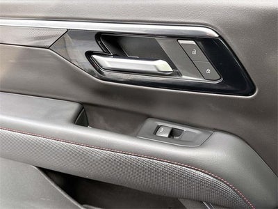 2025 Chevrolet Suburban 4WD RST