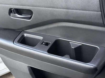 2023 Nissan Pathfinder S 4WD