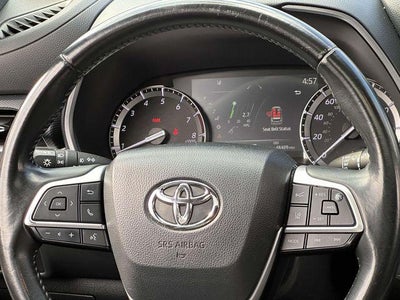 2022 Toyota Highlander XSE