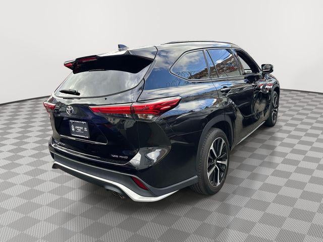 2022 Toyota Highlander XSE
