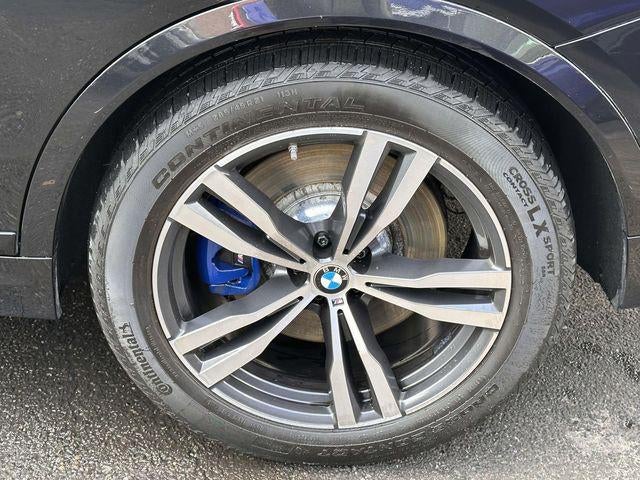 2023 BMW X7 M60i