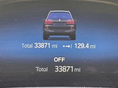 2023 BMW X7 M60i
