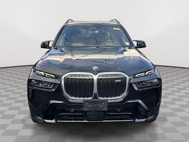 2023 BMW X7 M60i