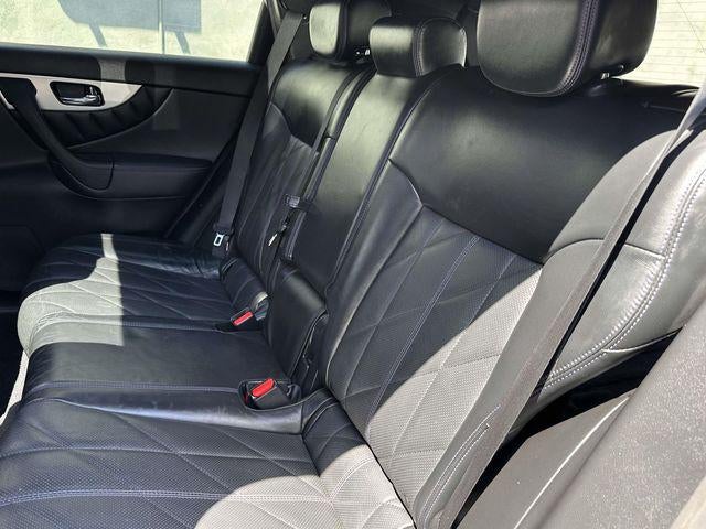 2017 INFINITI QX70 Base