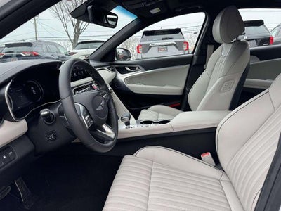 2023 Genesis G70 2.0T AWD