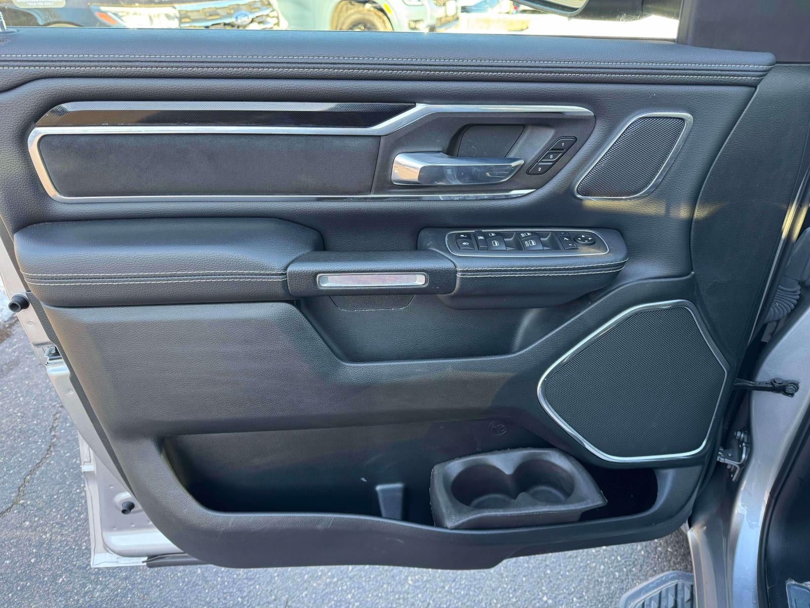 2021 RAM 1500 Laramie Crew Cab 4x4 57' Box