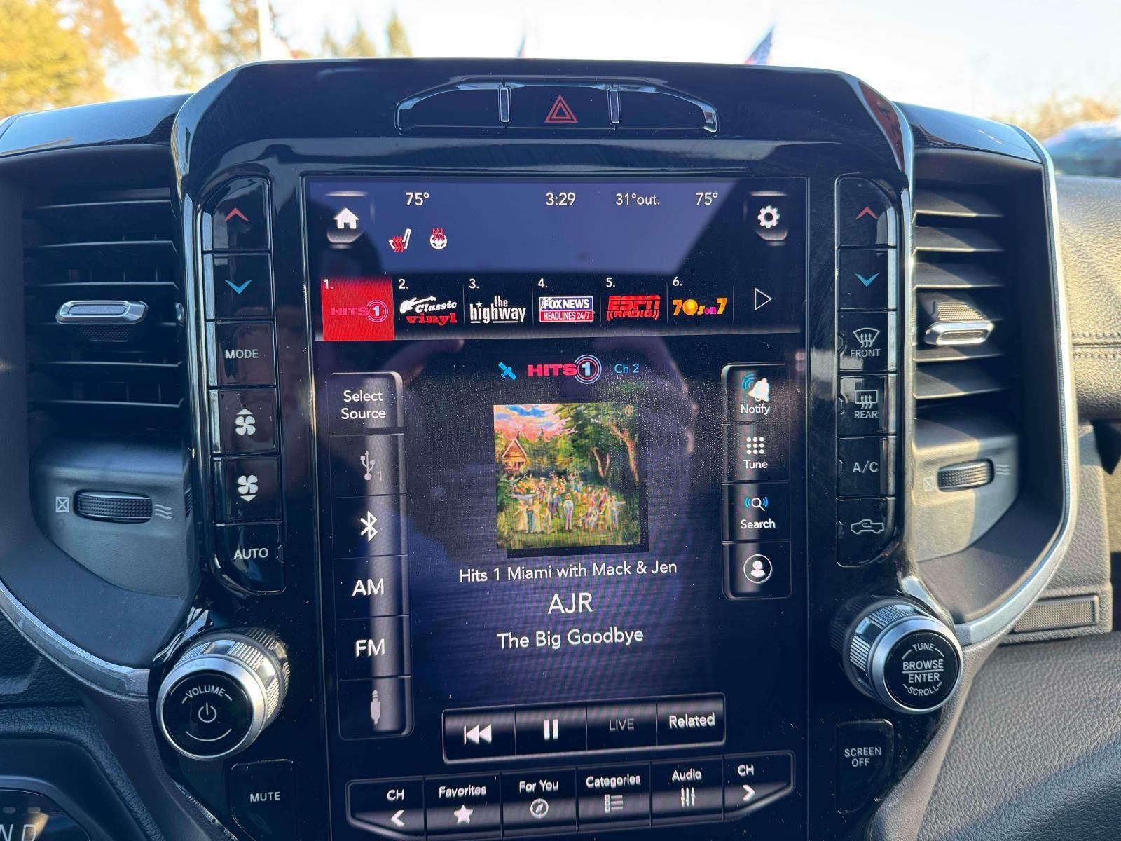 2021 RAM 1500 Laramie Crew Cab 4x4 57' Box