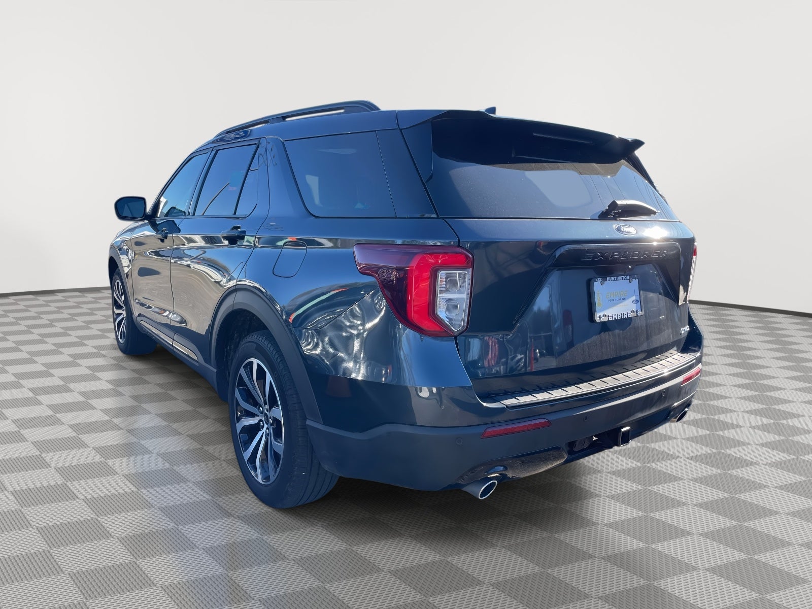 2022 Ford Explorer ST-Line