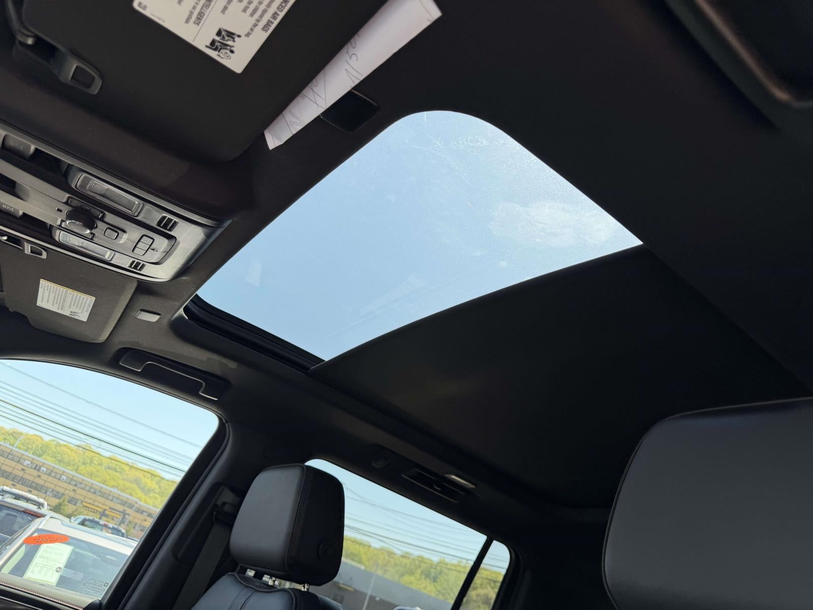 2024 Chevrolet Suburban 4WD RST