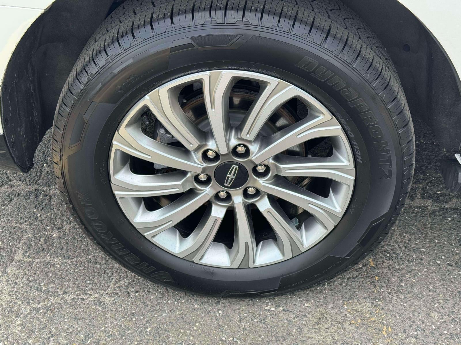 2022 Lincoln Navigator Standard