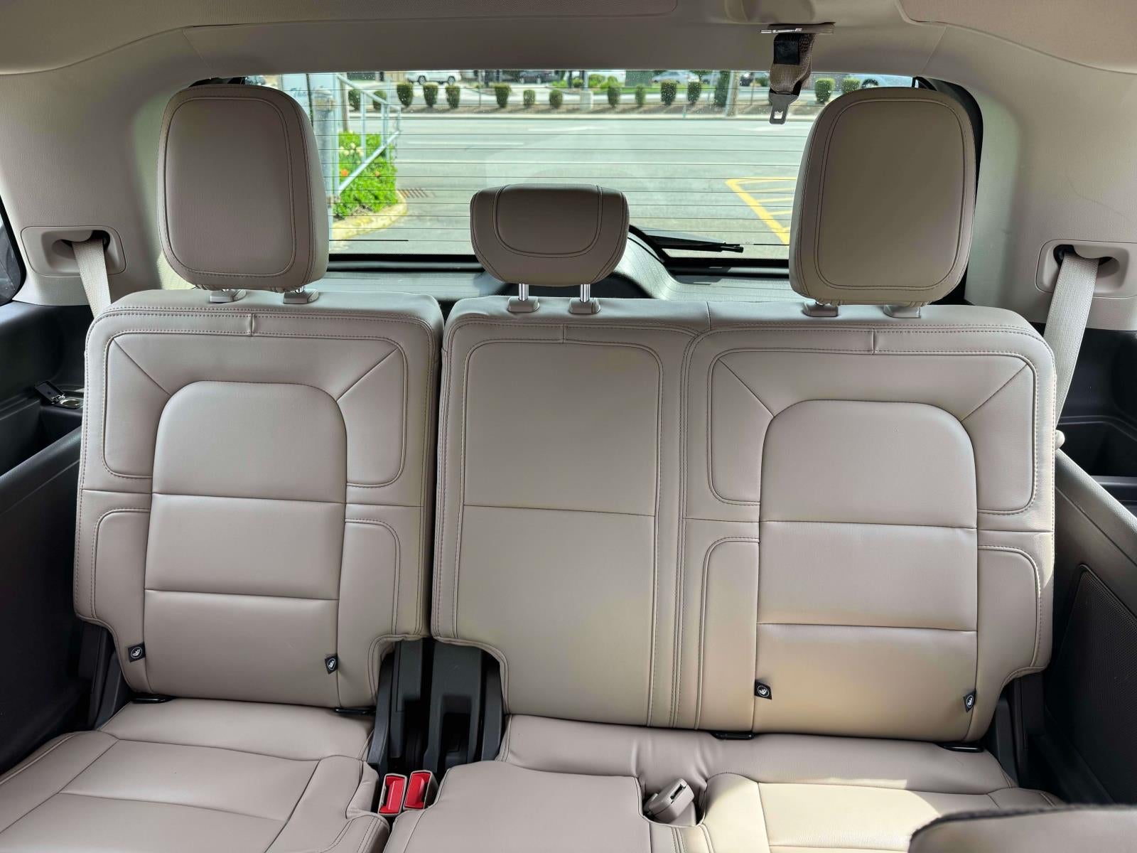 2022 Lincoln Navigator Standard