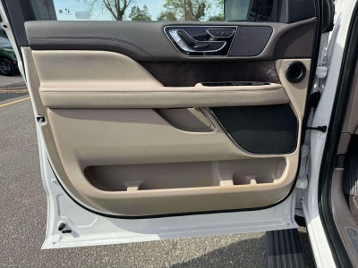 2022 Lincoln Navigator Standard