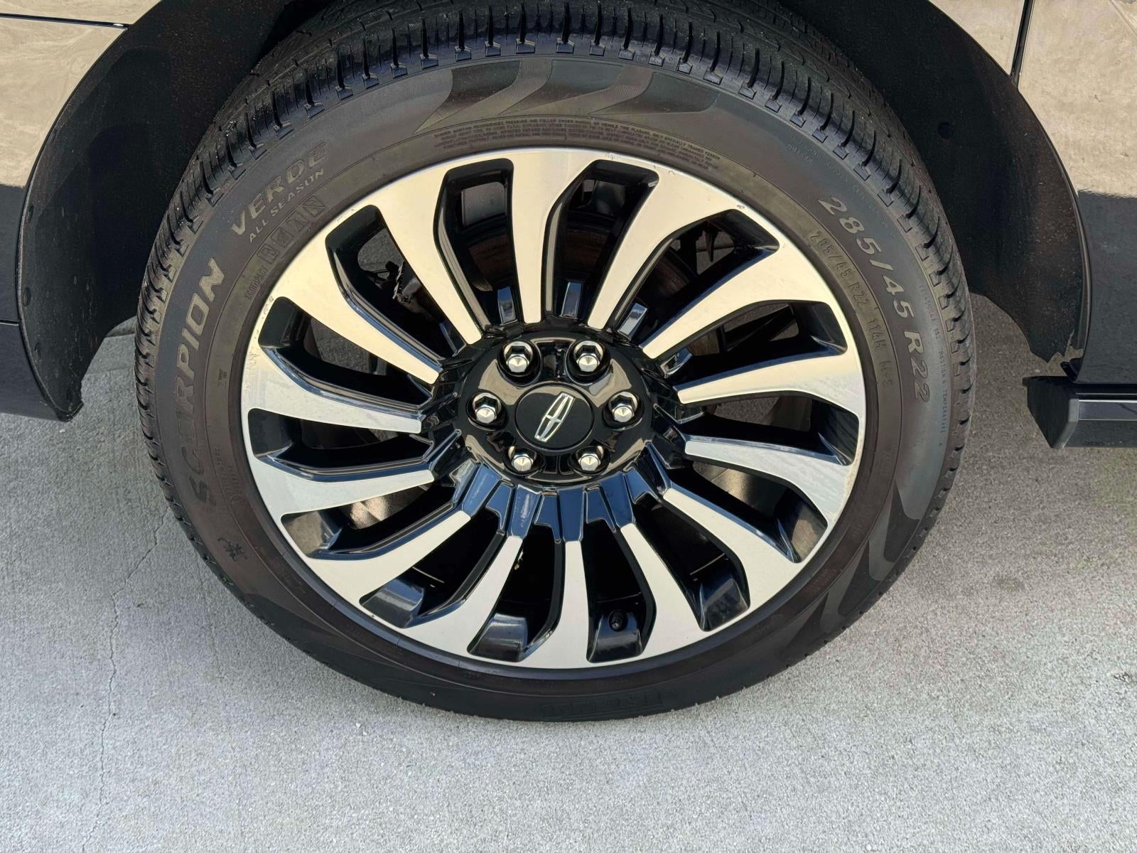 2024 Lincoln Navigator Black Label L