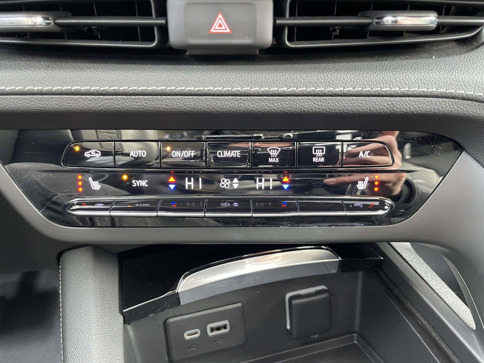 2021 Buick Envision AWD Essence