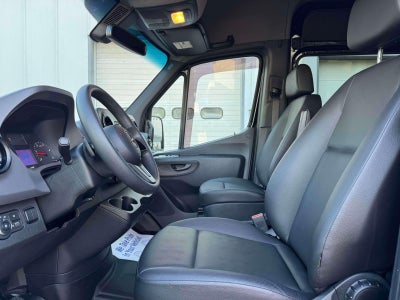 2019 Mercedes-Benz Sprinter 2500 High Roof V6