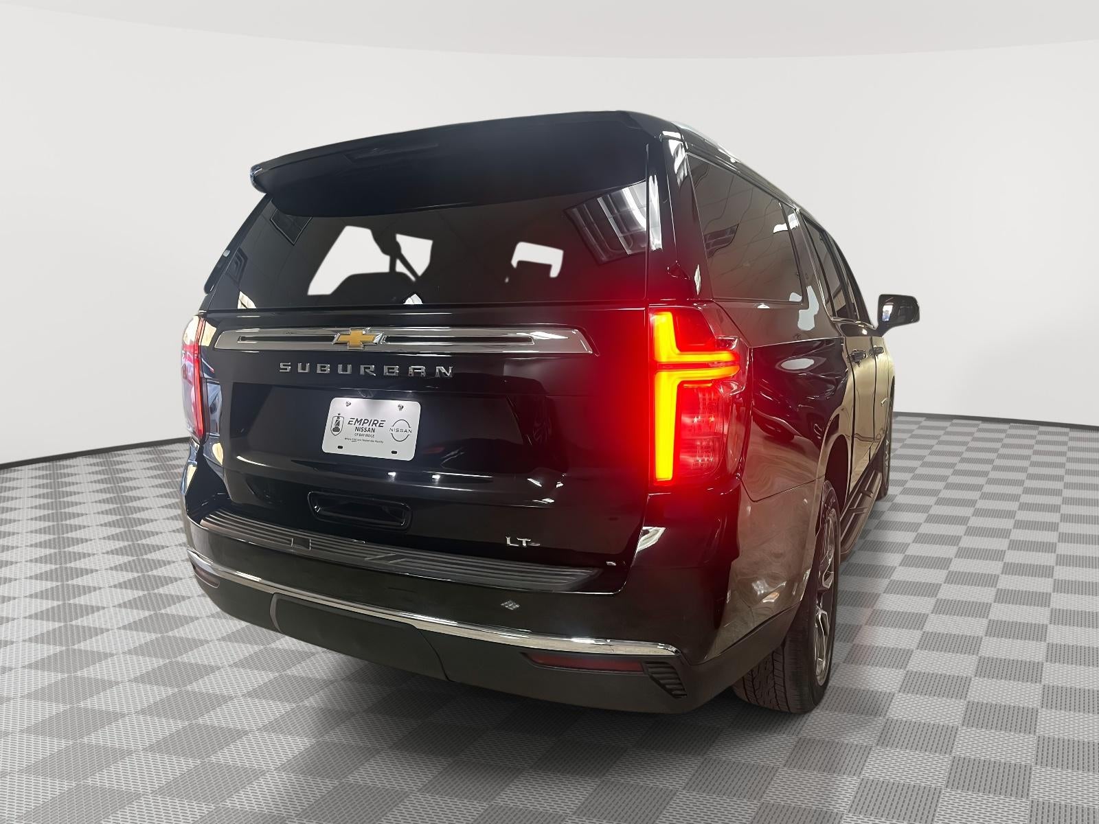 2024 Chevrolet Suburban 4WD LT