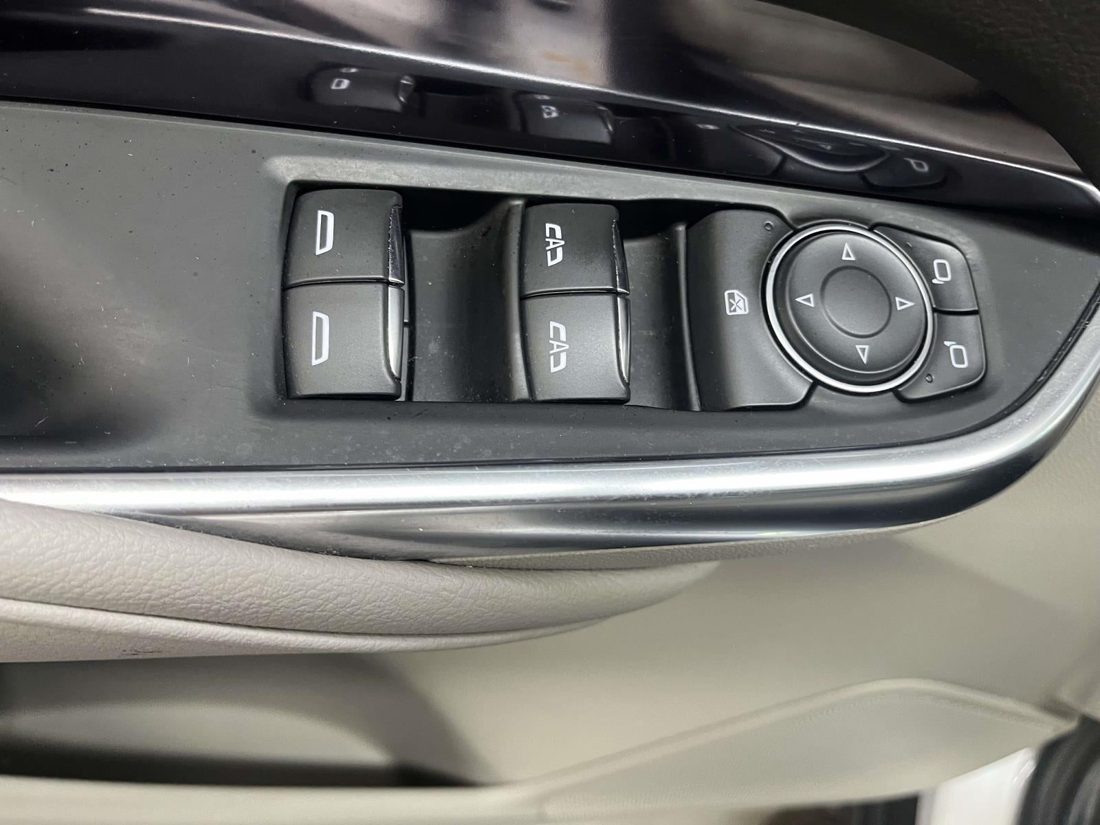 2023 Cadillac XT4 AWD Luxury