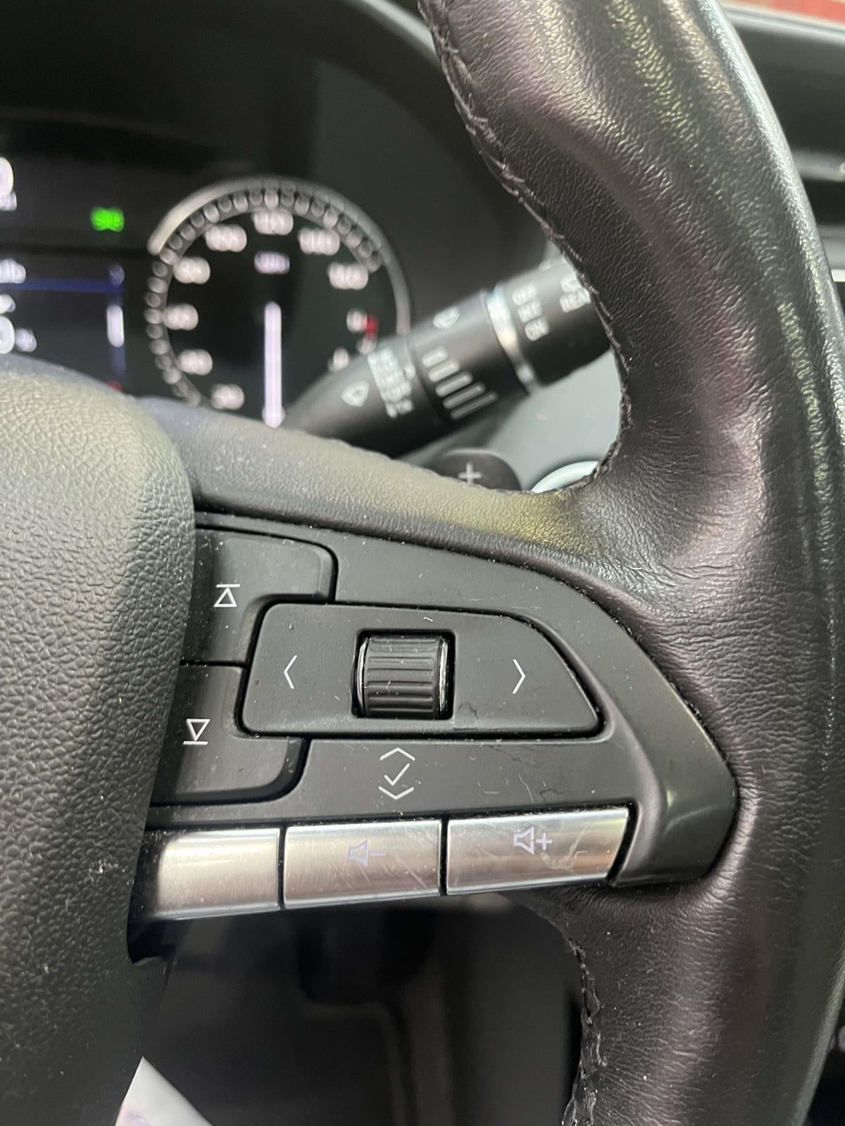 2023 Cadillac XT4 AWD Luxury