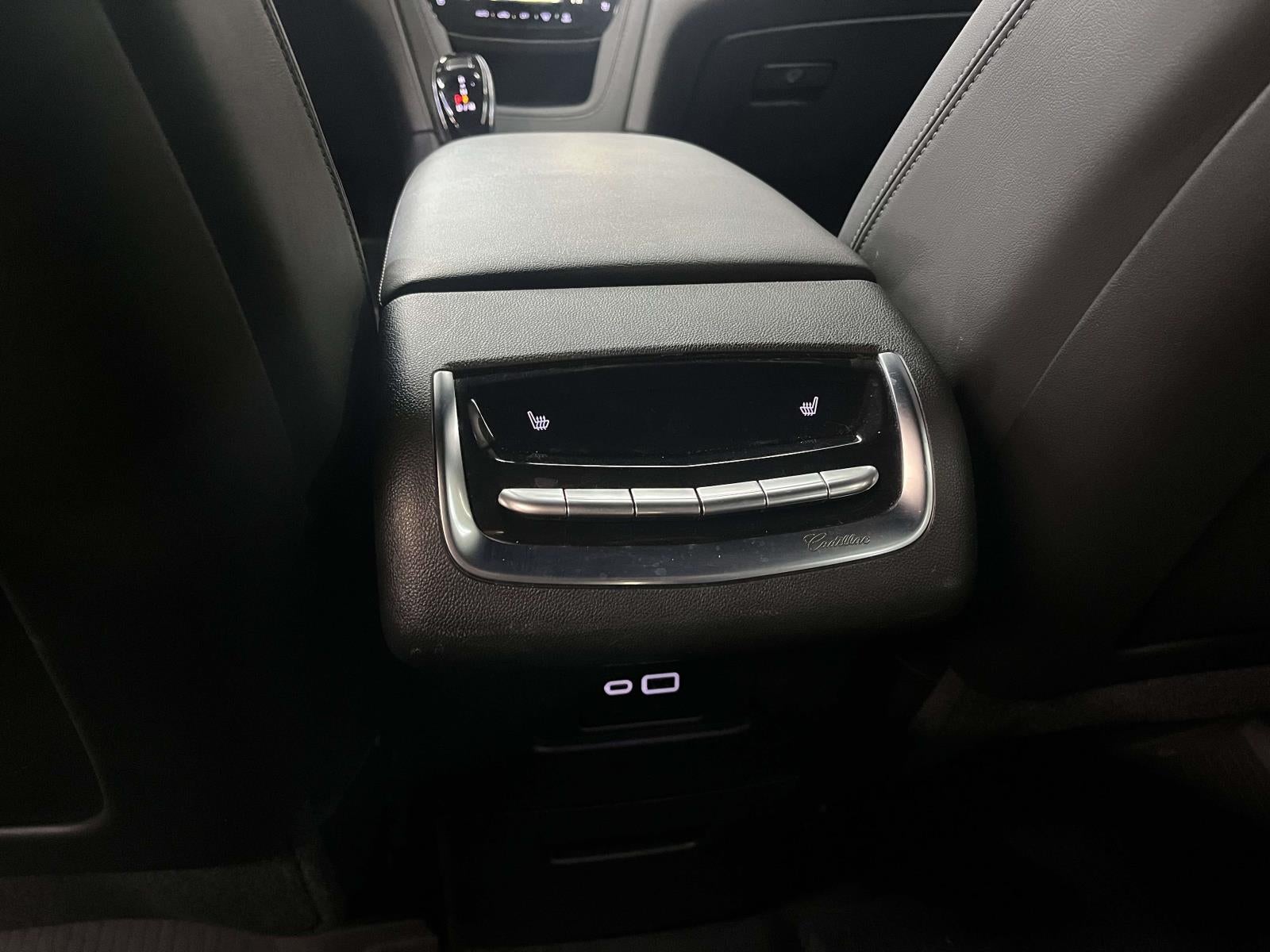 2024 Cadillac XT6 Sport